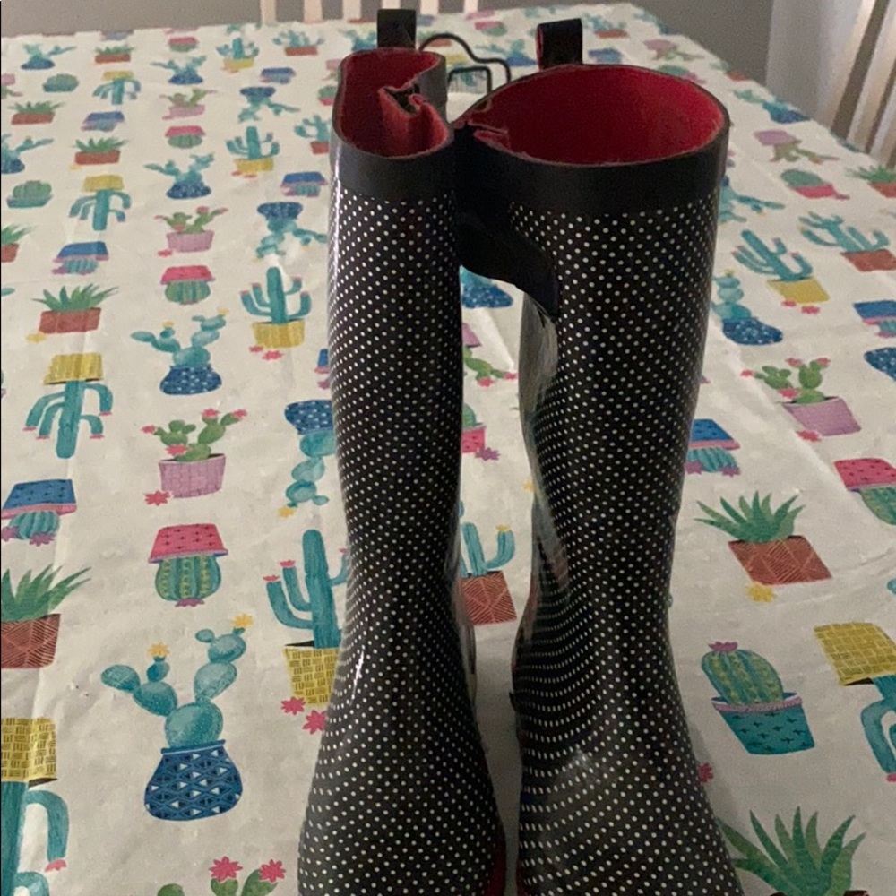 Gently used Rain boots!